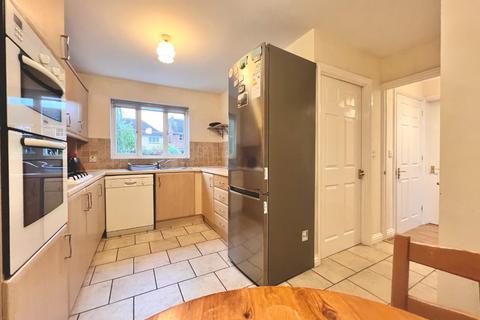 4 bedroom detached house for sale, Shepherd Close, Kingsnorth