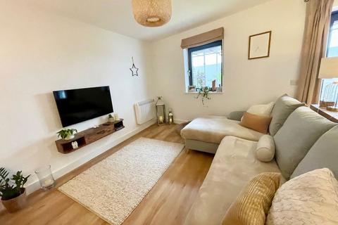 2 bedroom flat to rent, Pleasant Street , ST. Helier  JE2