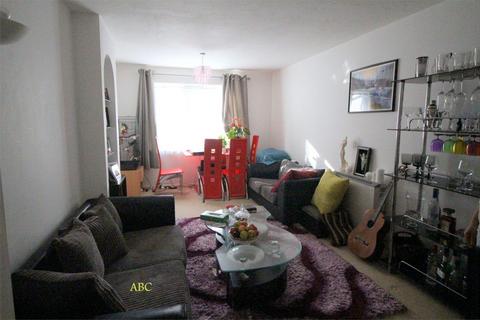 2 bedroom ground floor flat for sale, Gatting Close, Pavilion Way, Middlesex, Edgware, HA8