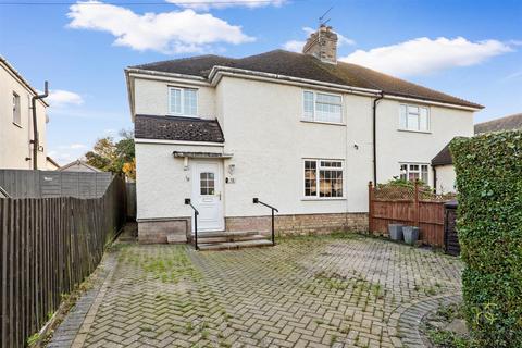 3 bedroom semi-detached house for sale, Wells Gardens, Broadway WR12