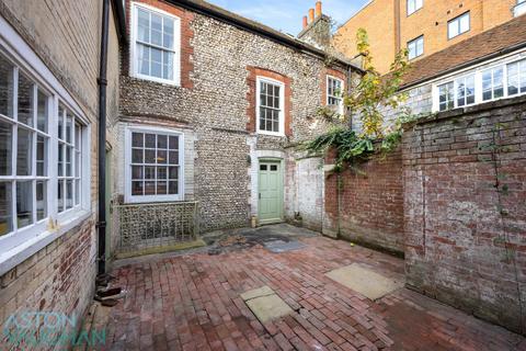 6 bedroom semi-detached house for sale, Mighell Street, Brighton BN2