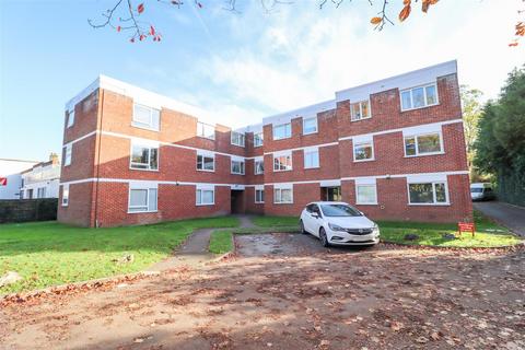 2 bedroom apartment for sale, Fleet Road, Fleet GU51