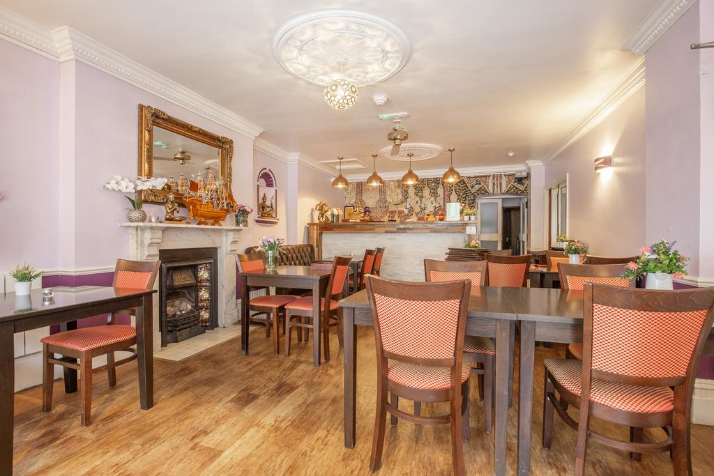 Dining room 2