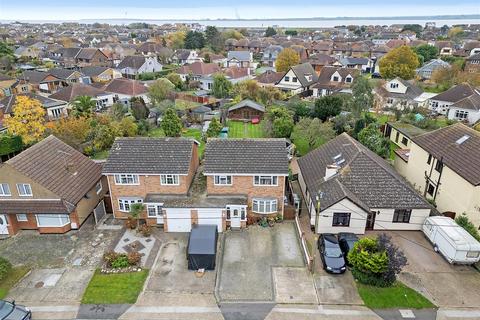 4 bedroom detached house for sale, The Parkway, Canvey Island SS8