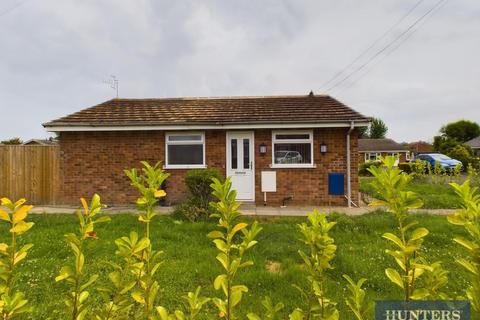 2 bedroom detached bungalow to rent, Rosemoor Close, Hunmanby, Filey, YO14 0NB