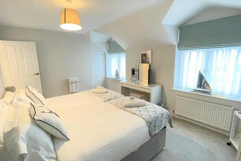 2 bedroom end of terrace house for sale, Brookes Street, Llandudno