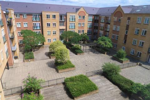 2 bedroom apartment to rent, Griffin Court, Black Eagle Drive,Northfleet