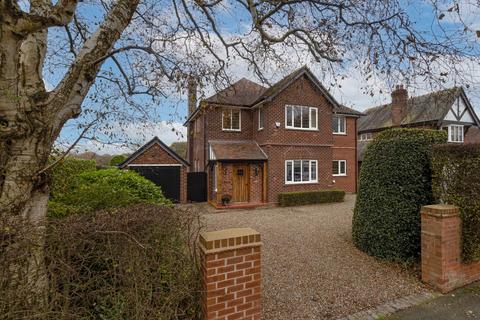 4 bedroom detached house for sale, Northwich Road, Hartford, Northwich, CW8