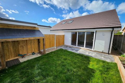 2 bedroom detached bungalow for sale, Manor Drive, Birchington CT7