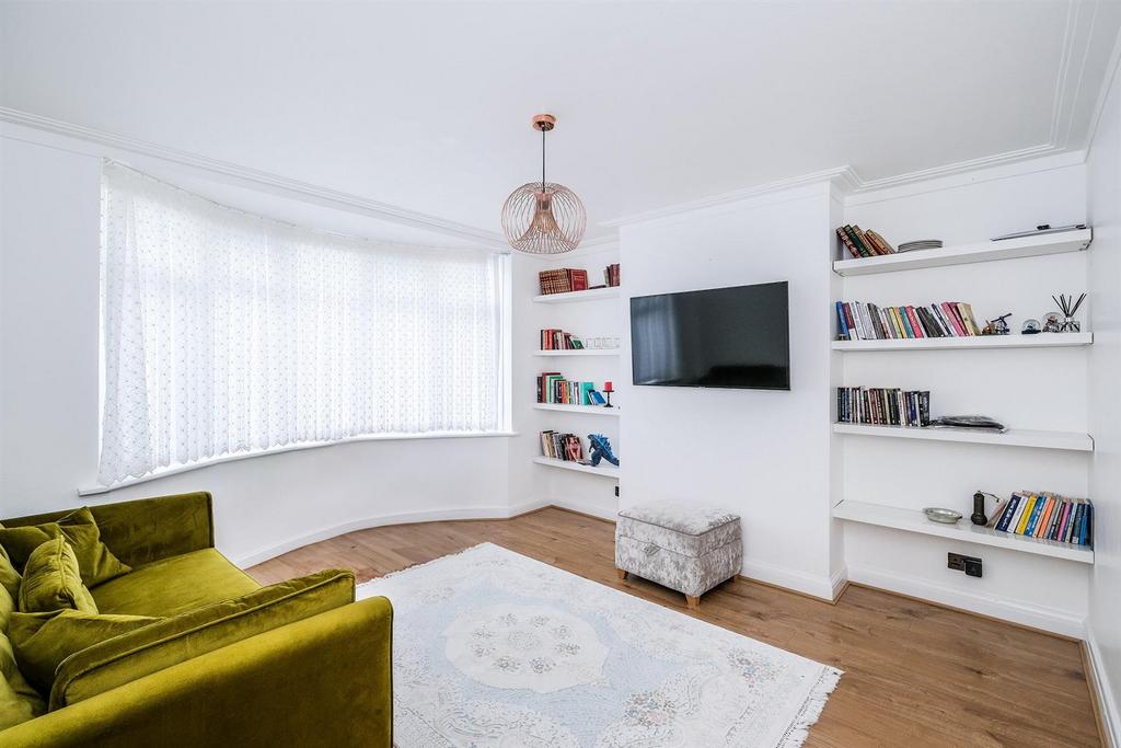 13 dovehouse gdns-8 rszd.jpg