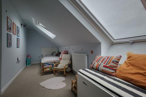2 Catherine Way, Broadstairs, CT10 1BW