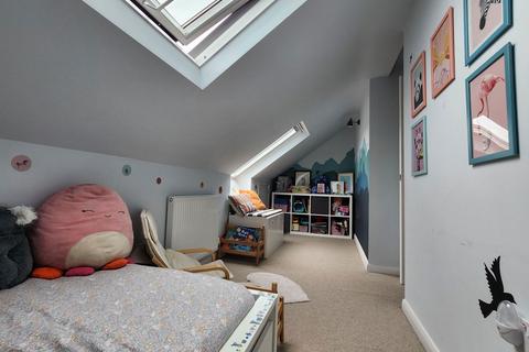 2 Catherine Way, Broadstairs, CT10 1BW