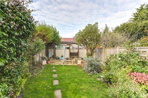 2 bedroom house for sale, Sandringham Close, Enfield