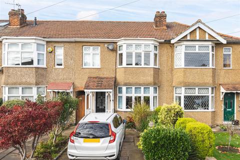 2 bedroom house for sale, Sandringham Close, Enfield