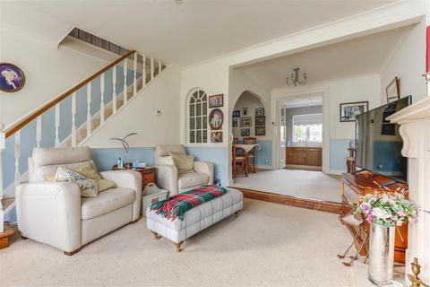 2 bedroom house for sale, Sandringham Close, Enfield