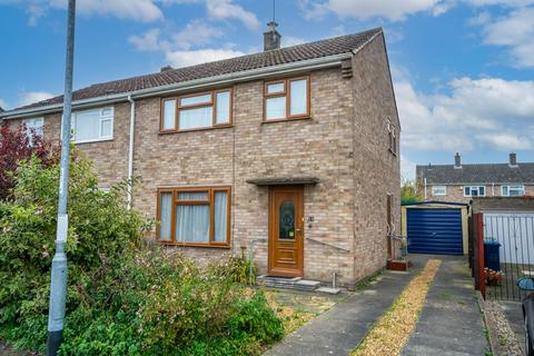 3 bedroom semi-detached house for sale, Crowthorne Close, Cambridge, CB1