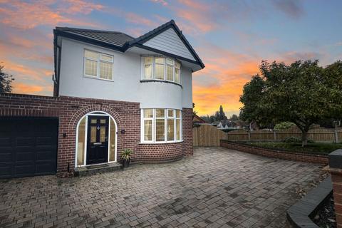 138 Lichfield Road, Bloxwich, Walsall, WS3 3BJ