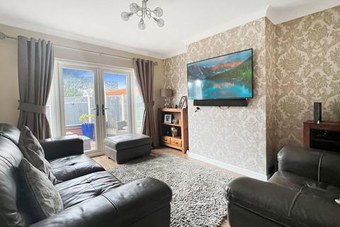 138 Lichfield Road, Bloxwich, Walsall, WS3 3BJ