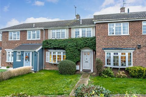 3 bedroom terraced house for sale, Collins Way, Leigh-on-sea, SS9