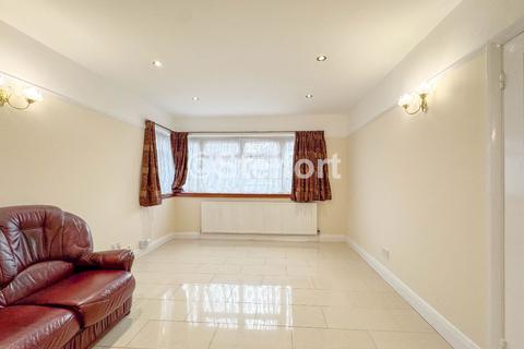 5 bedroom terraced house to rent, Oakhampton Road, London NW7