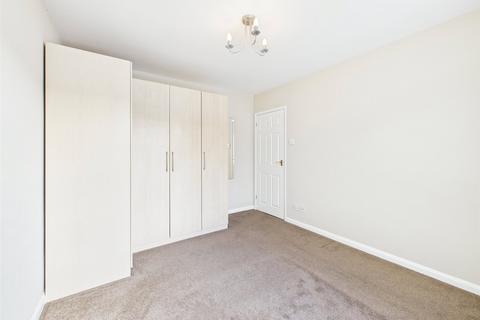 17 Cornwall Close, Lawford, Manningtree, CO11 2ES