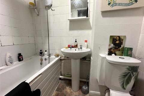 Studio for sale, Canadian Avenue, London, SE6