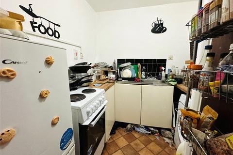 Studio for sale, Canadian Avenue, London, SE6