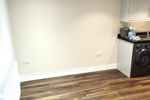 undefined, Carnarvon Drive, Hayes, Greater London, UB3