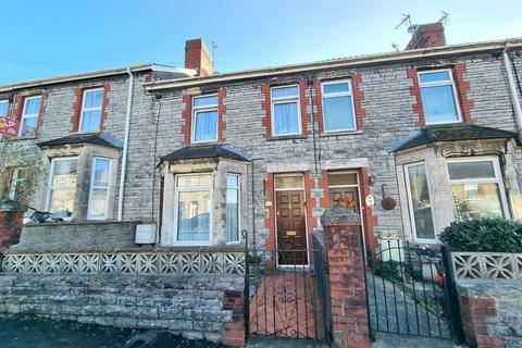 3 bedroom terraced house for sale, Vernon Street, Bridgend, Bridgend County. CF31 1TQ