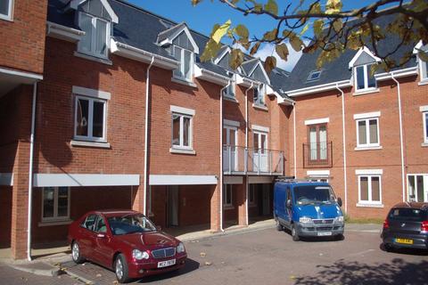 2 bedroom flat to rent, Sanders Place, Hitchin SG4