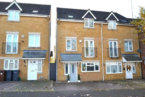 3 bedroom semi-detached house for sale, Wordsworth Gardens, Borehamwood