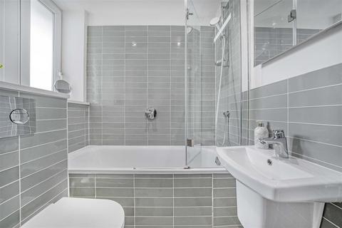 2 bedroom flat for sale, Lloyd Baker Street, London WC1X