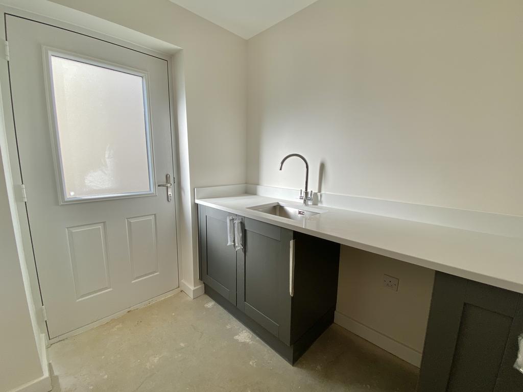 Good Sized Utility Room