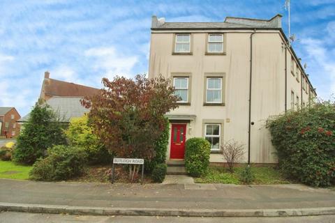 3 bedroom terraced house for sale, Butleigh Road, North Swindon, Swindon, Wiltshire, SN25 2AA