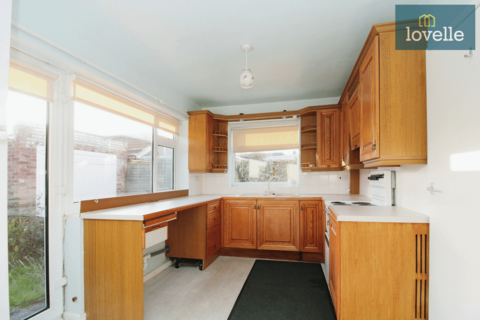 8 Church Lane, Holton Le Clay, Grimsby, DN36 5AH