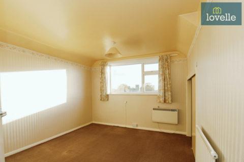 8 Church Lane, Holton Le Clay, Grimsby, DN36 5AH