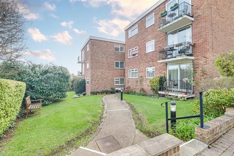 2 bedroom flat for sale, 43, Chalkwell Avenue, Westcliff-On-Sea SS0