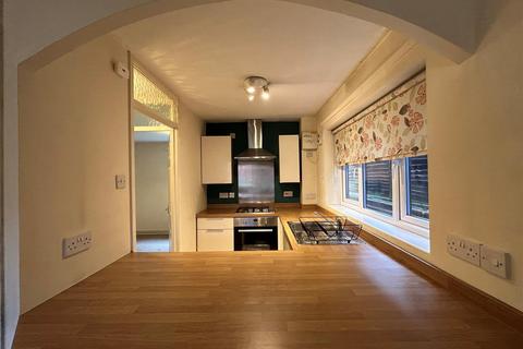 1 bedroom flat for sale, Flat 16 Leasowes Court, Red Leasowes Road, Halesowen