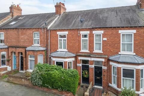 3 bedroom townhouse for sale, Lindley Street, York