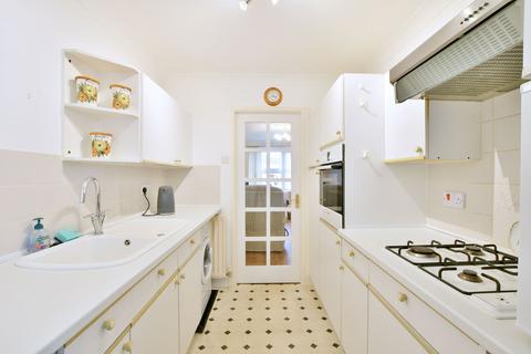 15 Burdon Lodge, Sunniside, Newcastle Upon Tyne, NE16 5HB