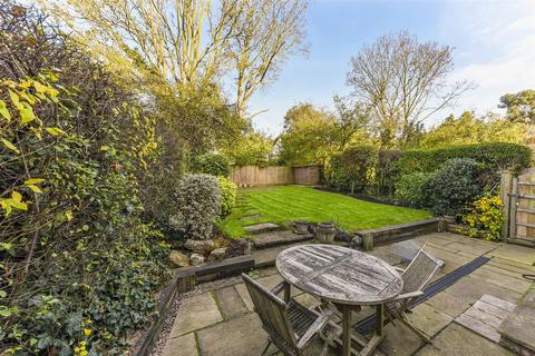 4 bedroom terraced house to rent, TEMPLE FORTUNE LANE, HAMPSTEAD GARDEN SUBURB, NW11