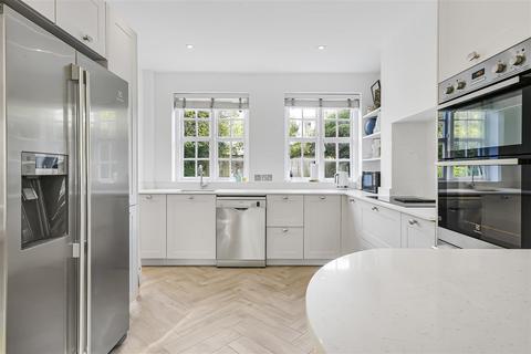 4 bedroom terraced house to rent, TEMPLE FORTUNE LANE, HAMPSTEAD GARDEN SUBURB, NW11