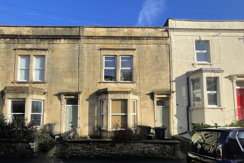 5 bedroom terraced house to rent, Brighton Road, Bristol, BS6