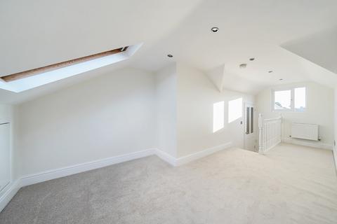 14 Monks Road, Hyde, Winchester, SO23 7EQ