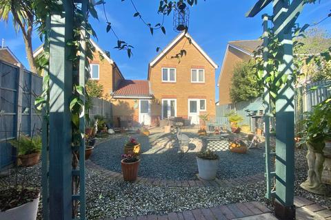 3 bedroom link detached house for sale, Beaufort Close, Lee-on-the-Solent