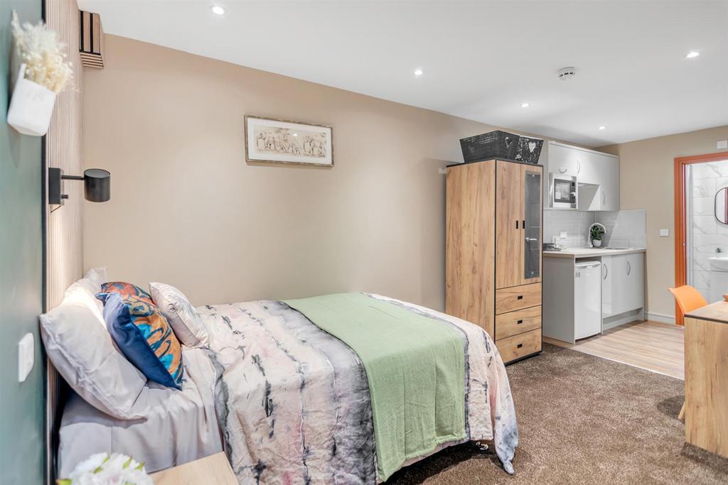125 St George s Rd, Coventry CV1 2 DH (207).jpg