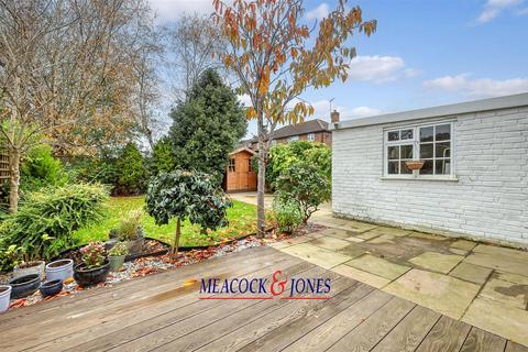 3 bedroom semi-detached bungalow for sale, Victors Crescent, Hutton, Brentwood