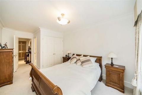 2 bedroom flat for sale, Rochester Row, London SW1P