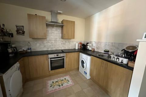 2 bedroom flat to rent, Hill Street, Hinckley