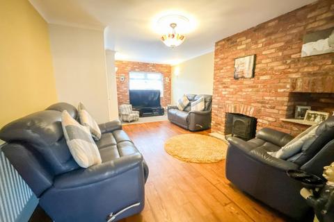 2 bedroom end of terrace house for sale, Carisbrooke Road, Bristol